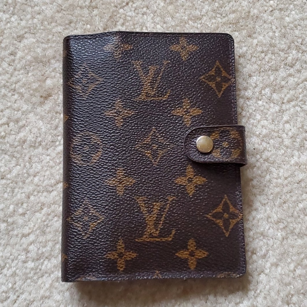 Authentic Louis Vuitton Small Ring Agenda Cover